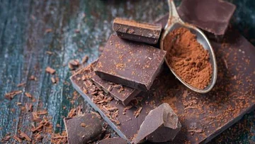 Il più nero il cioccolato, meglio per la vostra salute