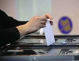 トーナメントやシングルレース? CECは政党のための期限を設定します