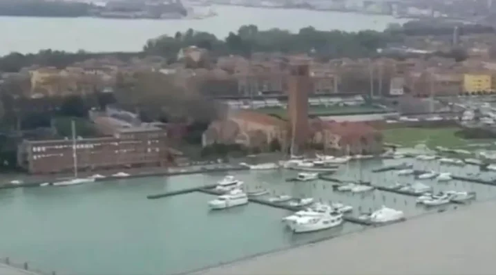 Italy: A 20-year-old drowns in Venice waters