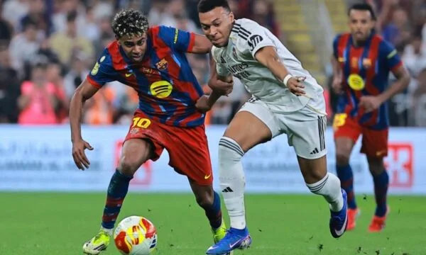 Mad for “El Classico”, ticket price totals 12,500 euros