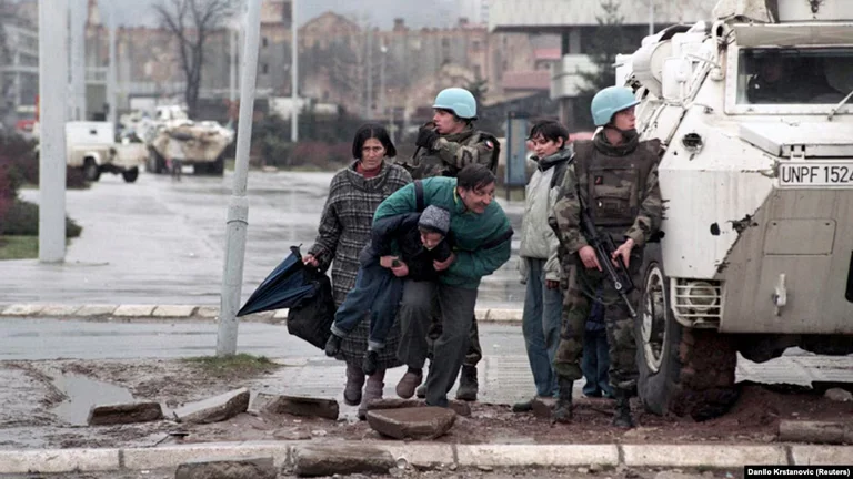 Сараево чтит память детей, погибших во время осады 1992-1995 годов