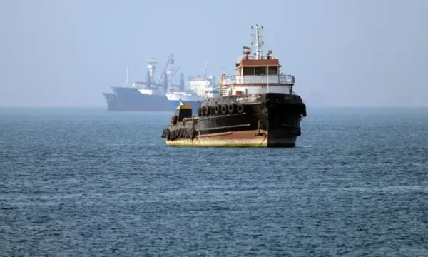Hormuzの海峡で貨物を輸送