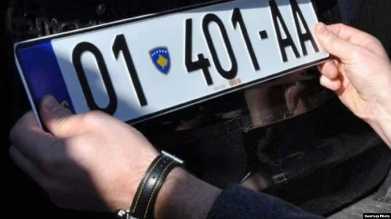 The fun is paid to the Kosovars of “mentioned” behind the customized car license plates pay thousands of euros