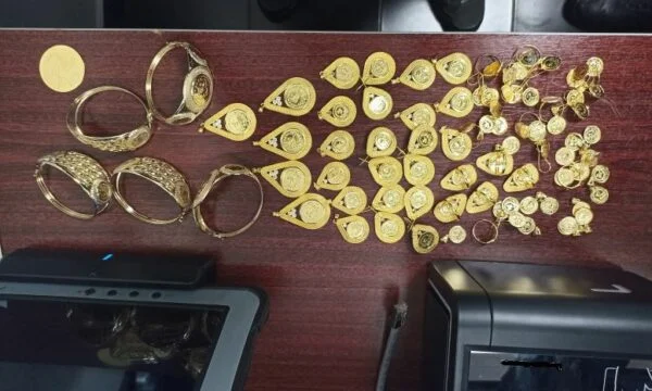 Undeclared gold caught on a bus in Han, Elez