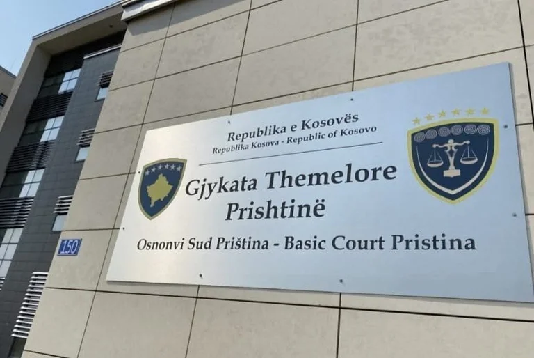 ブラックバードの殺人に関する公正な判断のためにシューティング, 少年の証人を目撃