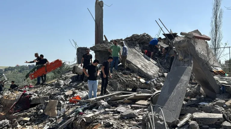 Lebanon says Israeli attacks killed 39 people