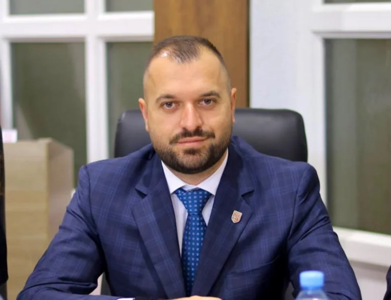 Rifat Stokjaj died in a traffic accident in the village of Lloqan, police details
