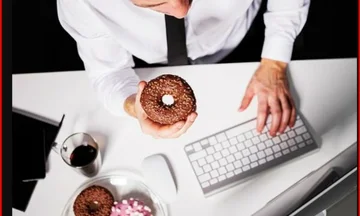 Experts seek only four days of work because of obesity
