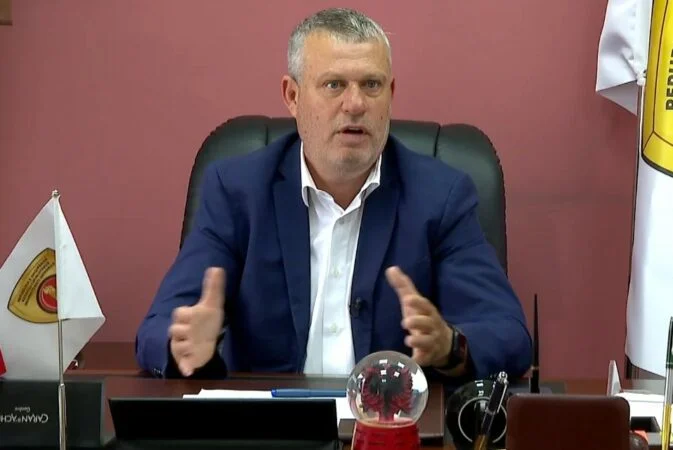 Prefetto di Tirana: quartiere KLA per trionfare