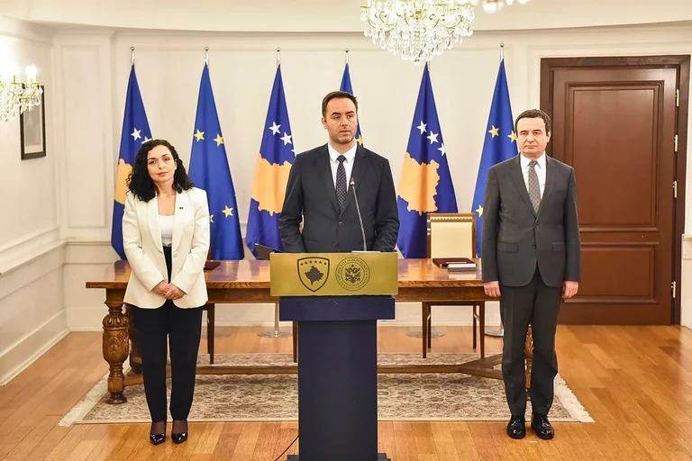 “E ανοιχτά χτύπησε κυβέρνηση”, Konjufca σχόλια με Vjosa Osmani