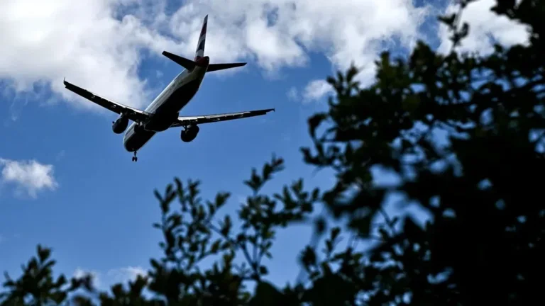 Avertizarea creșterii prețurilor aeronavelor în Europa inevitabilă din cauza războiului Iranului