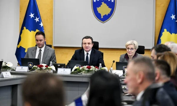 Vlada se danes sestane iz leta 1500, to je dnevni red