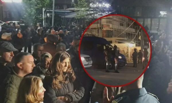 Musliu: Tre poliziotti hanno rifiutato ieri sera di venire a Skenderaj, sospeso dal dovere.