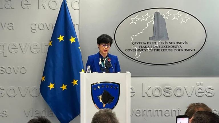 Kos fordert die Staats- und Regierungschefs im Kosovo auf, die Rückkehr der institutionellen Stabilität für den Kosovo in Richtung EU”