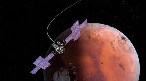 NASAのPsyche Space Shipは、Marsの近くで、地球がどのように形成されたかを調べて行きます。