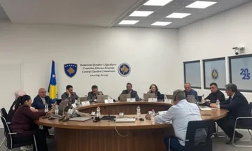 VV-ja braktisë “filmat” kundër Listës Serbe, asnjë zë për certifikimin e 25 kandidatëve të saj