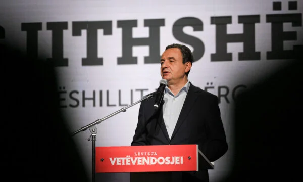 Kurt fuge greu: blocul de opoziţie are nevoie de o nouă lovitură, sunt pentru odihnă, avem slujbe