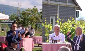 Ardian Gjini nga takimi me fermerët në Suharekë: Toka që punohet nuk do të tatohet