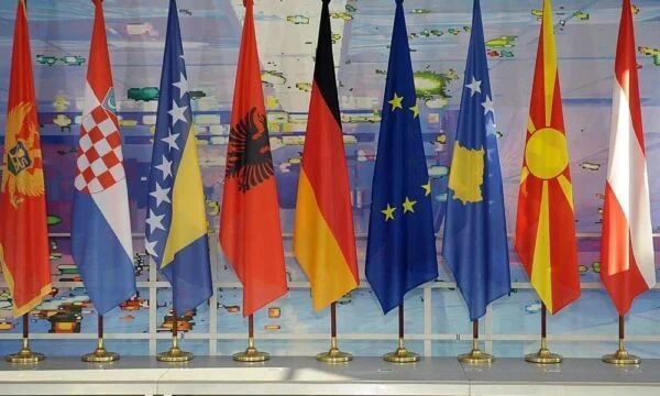 5 Estats membres de la UE amb la proposta"Bencial"per a la integració dels Balcans occidentals cap a la unió, Euractiv porta detalls