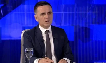 Bilall Kasami i VLEN godet Ambasadorin e Shqipërisë në Shkup për shkak të postimit për protestën e studentëve