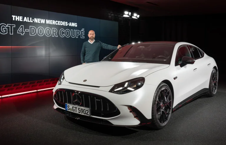 Mercedes - AMG descobriu seu primeiro cofre elétrico de quatro portas