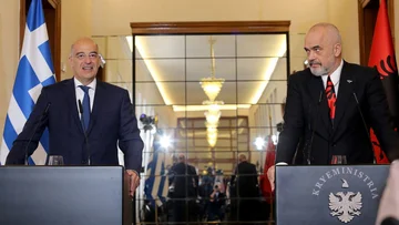 Ministri grek vizitë në Shqipëri, mësohet arsyeja