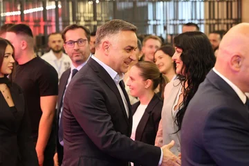 Besnik Tahiri: Rinia është forca që i jep ritëm ndryshimit në Kosovë