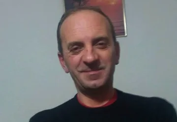 Vdes humorisiti njohur, Fadil Gashi