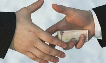 Eurostat: Shqipëria renditet e dyta në Europë për ryshfet, Kosova me 2.24 raste për 100 mijë banorë