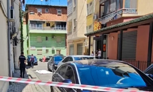 В Дурресе погибли мужчина и женщина, подозреваемые в самоубийстве