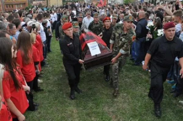 11 jaar begraven in Kumanovo