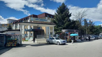 Aktakuzë ndaj ish-zyrtarit të Spitalit të Gjakovës, i mundësoi punëtorit të marrë rrogë pa shkuar në punë