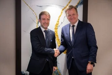 Emisari i BE-së, Peter Sorensen takon kryediplomatin shqiptar:BE-ja nuk heq dorë nga ndërmjetësimi i dialogut Kosovë-Serbi