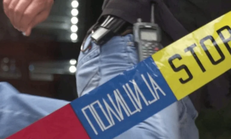 Dva kosovirja aretirana v severni Makedoniji, osumljena tihotapljenja priseljencev