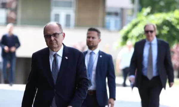 Bosnië botst over het internationale bureau dat toezicht houdt op de tenuitvoerlegging van de vrede