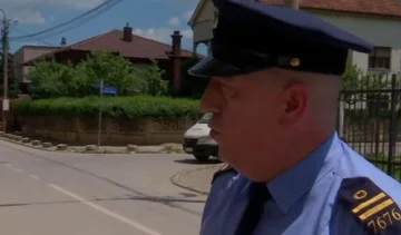 Festa në punë: Kur të gjithë kremtojnë, policët shërbejnë