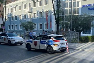 Zjarr te Drejtoria e Policisë së Tiranës