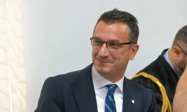 A Legfelsőbb Bíróság különleges fellebbezésről szóló határozata, Erion Veliaj továbbra is a cellában marad