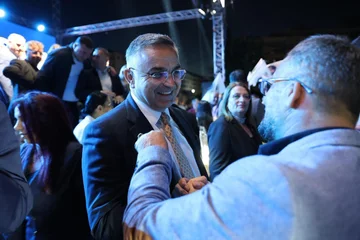 Besnik Tahiri: Gjakova e hapi rrugën drejt fitores, fryma e ndryshimit është zgjuar
