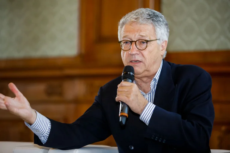 Petritsch: Naslednje volitve ogrožajo zaupanje v Kosovo