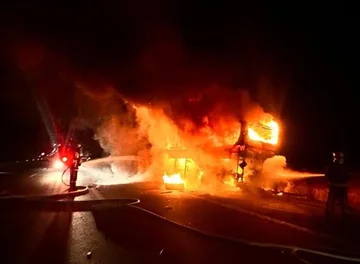 Terrible accident in Turkey: The bus is involved in flames, eight people die among them, one child
