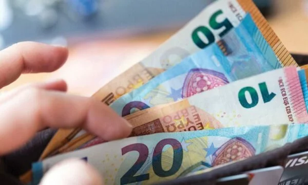 From today, cash payment is prohibited in Kosovo over 2,000 euros