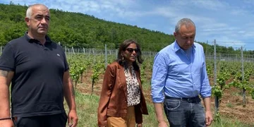 Prattipati zhvillon takime në Zveçan dhe Leposaviq për situatën aktuale në veri