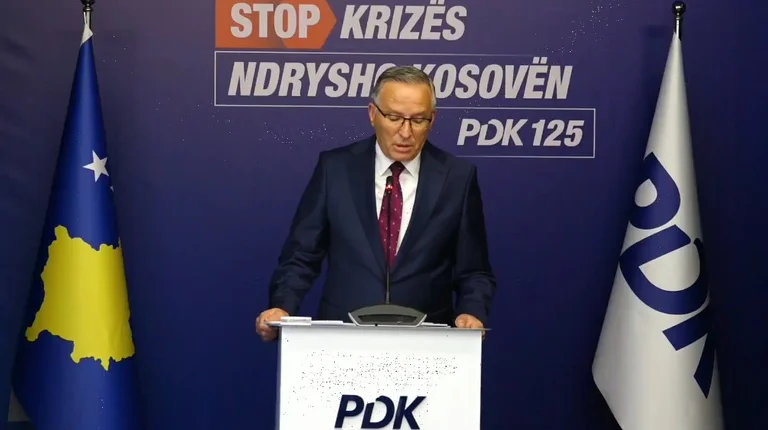 Hamza presents the health plan: Health insurance, free medicine and new Regional Hospital in Pristina