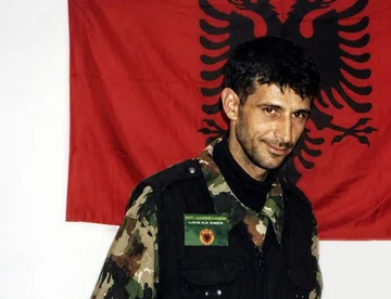 Vdes Ilaz Imeri i mbijetuari i Masakrës së Reçakut dhe ish-ushtar i UÇK-së