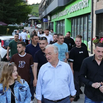 Xhavit Haliti: Peja's young call the crisis stop, it's becoming the sound of change