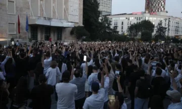 The widow in the international spotlight, NYT reports protests in Albania