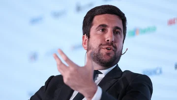 Kandidati për president të Real Madridit, Enrique Riquelme jep sinjale se do të tentoj të sjellë Jurgen Kloppin si trajner të ekipit