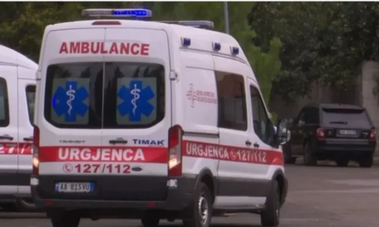 Ngjarje tragjike në Korçë   kishte shkuar për vizitë te motra  62 vjeçari vdes pasi rrëzohet aksidentalisht në banesën e saj