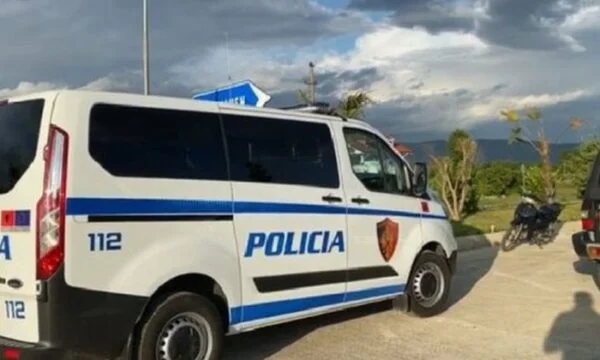 Heavy in Kurbin, sua figlia uccide la madre di 85 anni con un coltello, segnalato come morte naturale